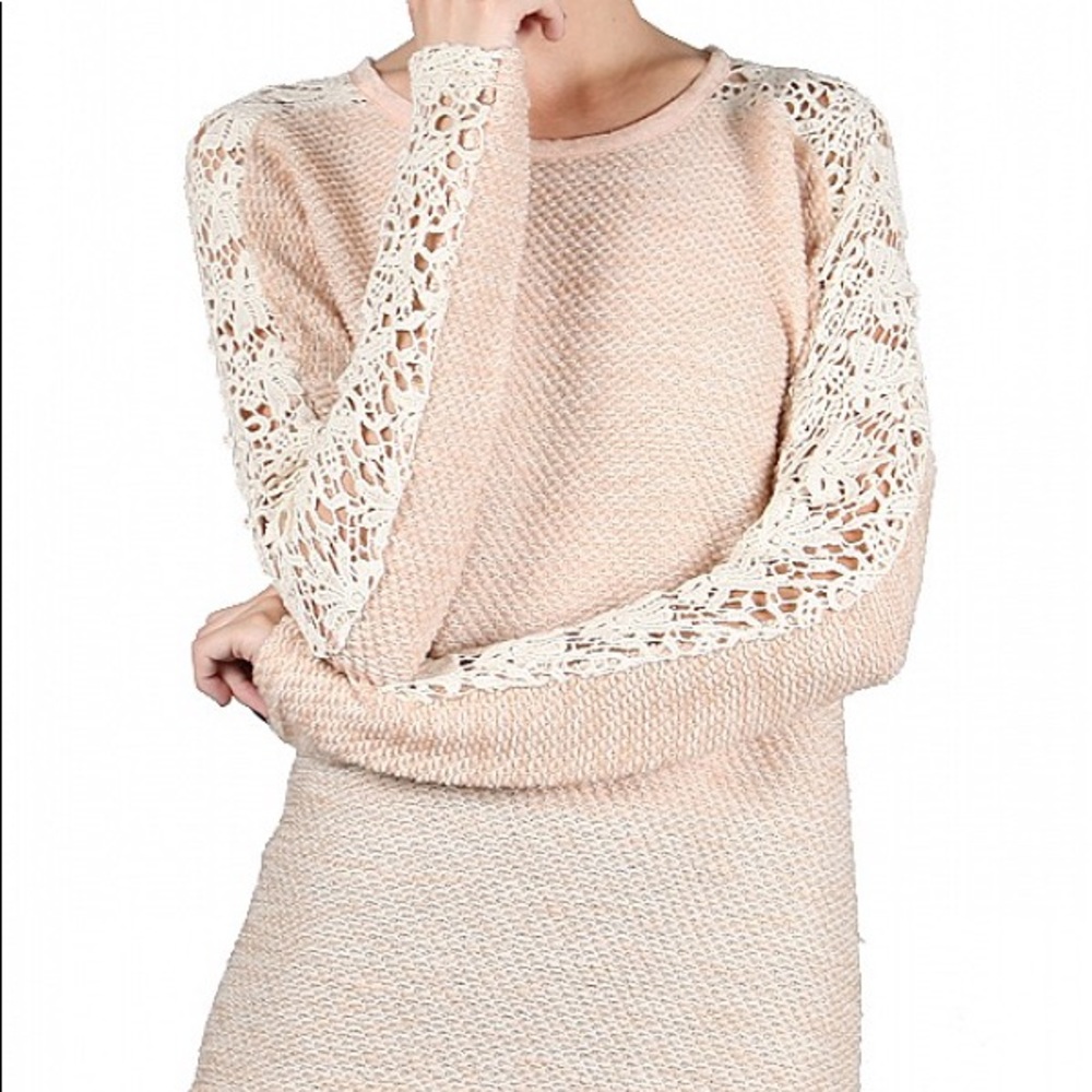 Sweater with bow on back